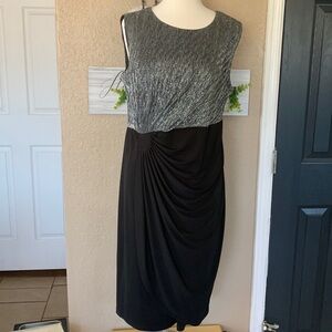 Enfocus Elegant Black w/silver Metallic Bodice Size 18W
